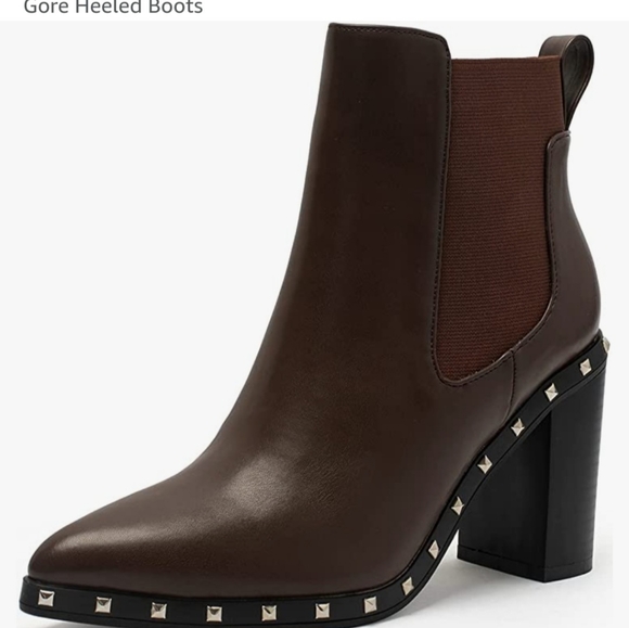 Shoes - Women's boots. Size 9